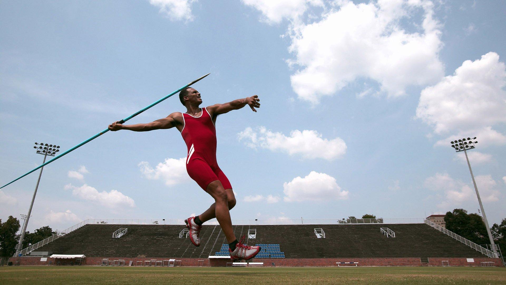 詹姆斯谈生涯持久性,童年偶像的短暂生涯让我更珍惜当下