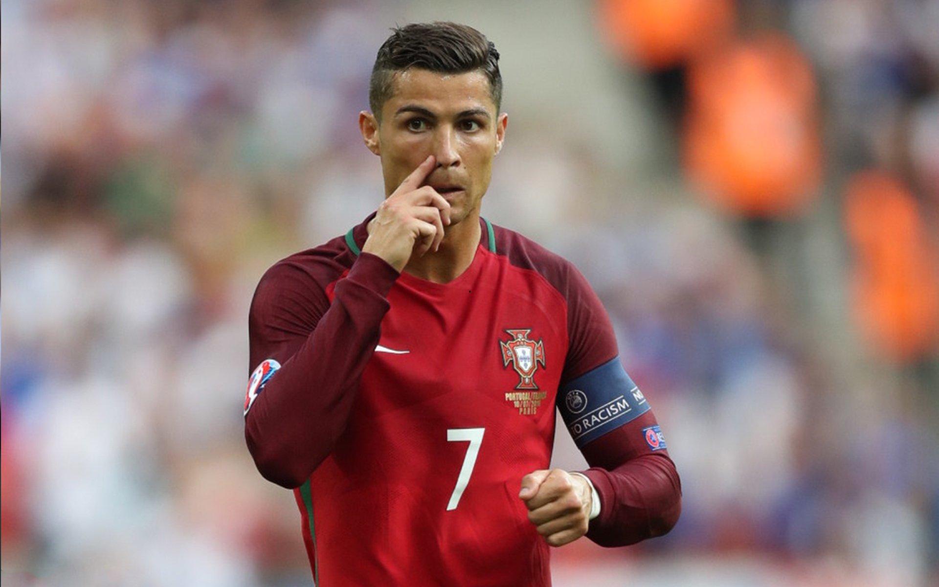 泰山俱乐部暖心声援小球迷道明 温情传递，我们永远是你的避风港